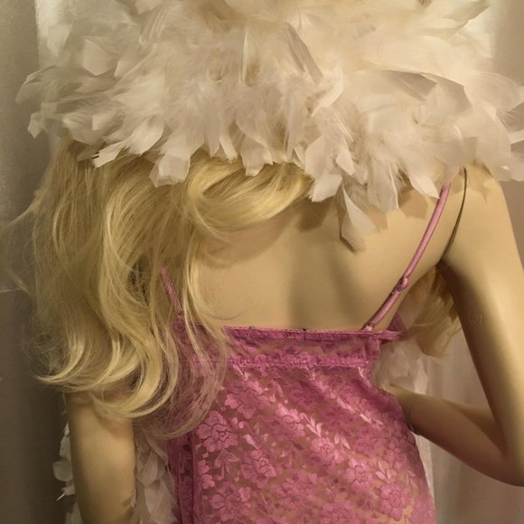 ADORABLE dream lingere and jewlery set with hello kitty details! - Picture 9 of 15